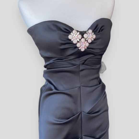 Cache Vintage Glam Black Strapless Maxi Dress with Swarovski Crystals Size 6 - Picture 4 of 10